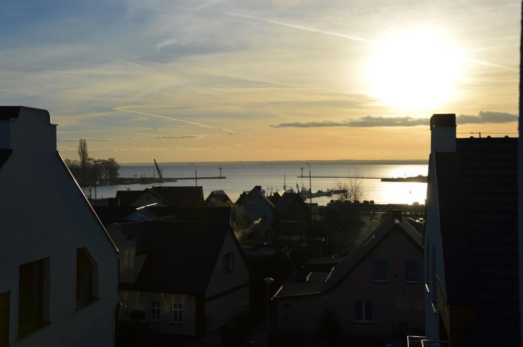 Marina Jastarnia Apartamenty W Budynku Z Basenem Extérieur photo