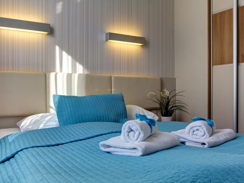 Marina Jastarnia Apartamenty W Budynku Z Basenem Extérieur photo
