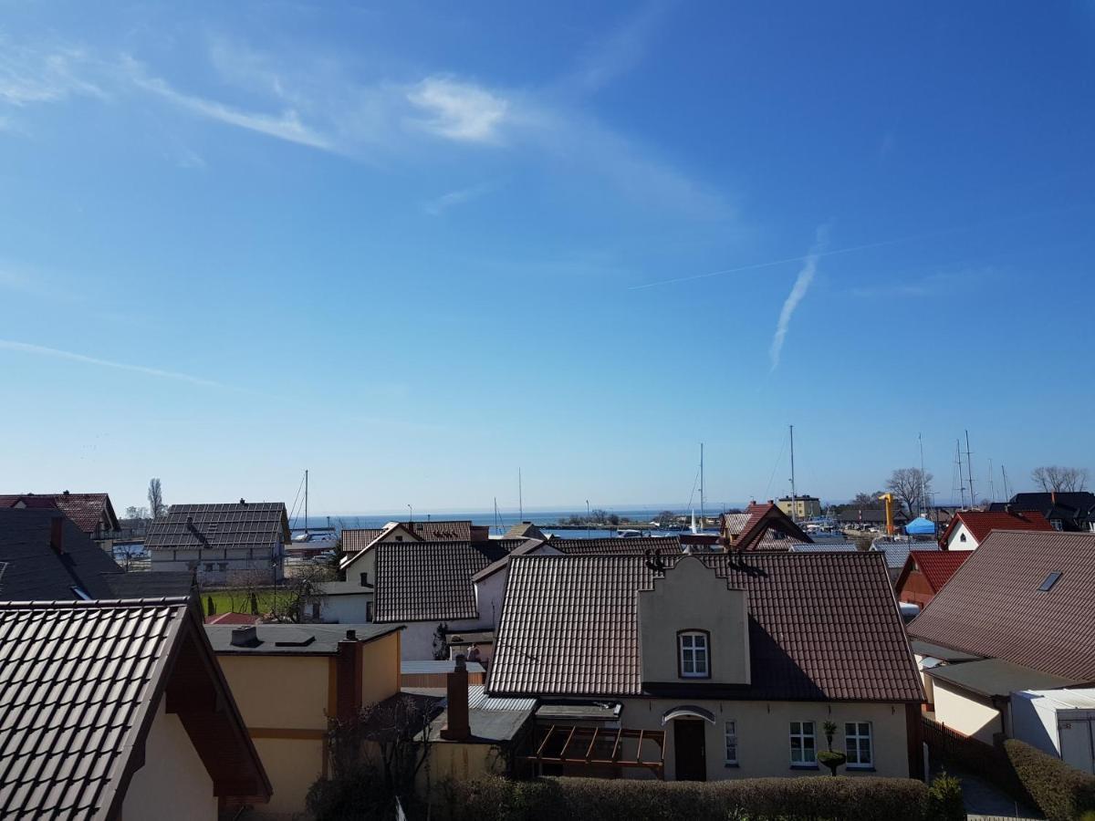 Marina Jastarnia Apartamenty W Budynku Z Basenem Extérieur photo